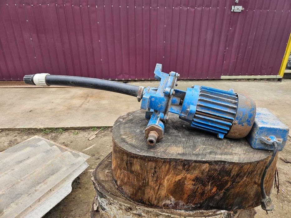 Водяний насос (мотор 700Вт)