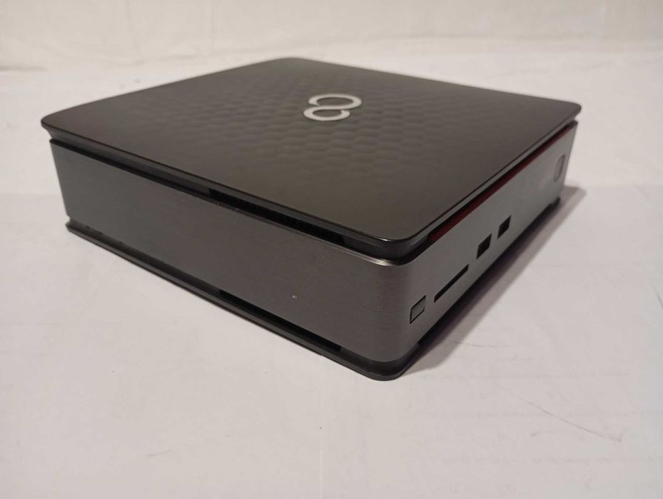 Неттоп Fujitsu Esprimo Q520/Core i5-4590/DDR3 8 GB/500 GB