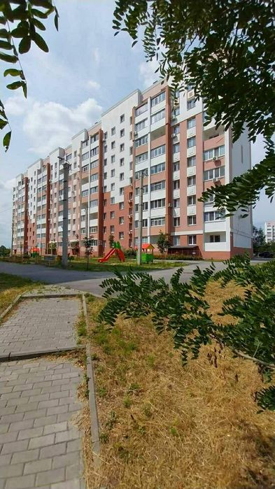 Сдам 1 комнатную квартиру в новострое ЖК Птичка. Метро 15 минут!