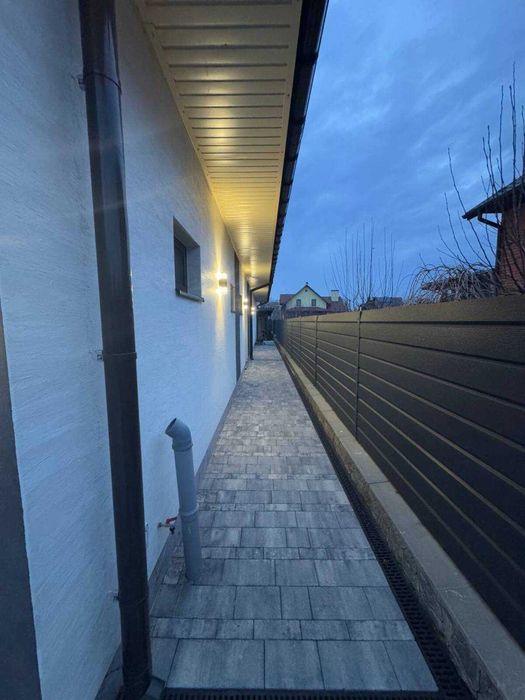 Продається будинок в р-н Тяжилів