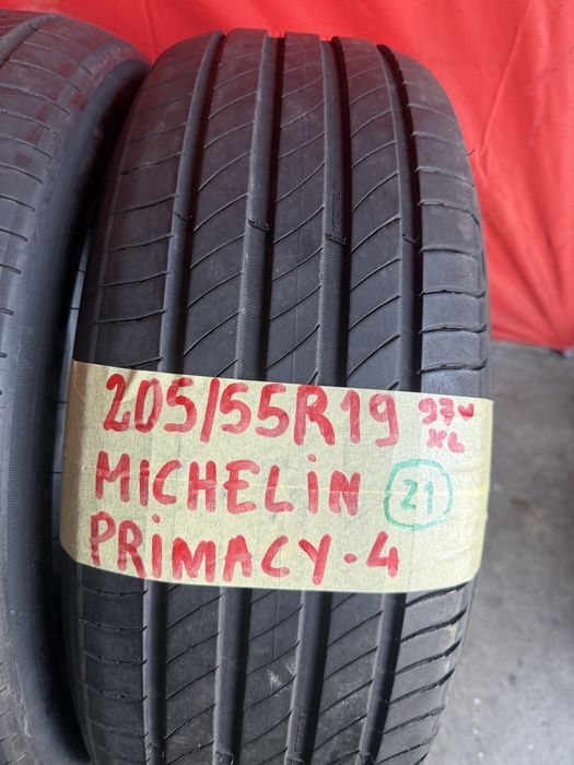 Pneus 205/55/19 Michelin impecaveis sao para o peugeot 3008