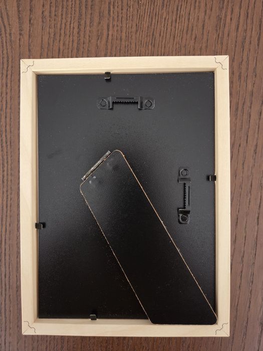 Moldura ikea hovsta nova