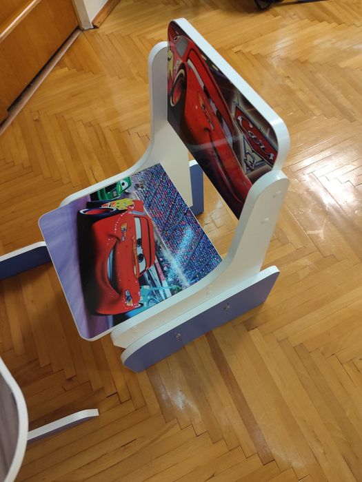 Парта з стільцем