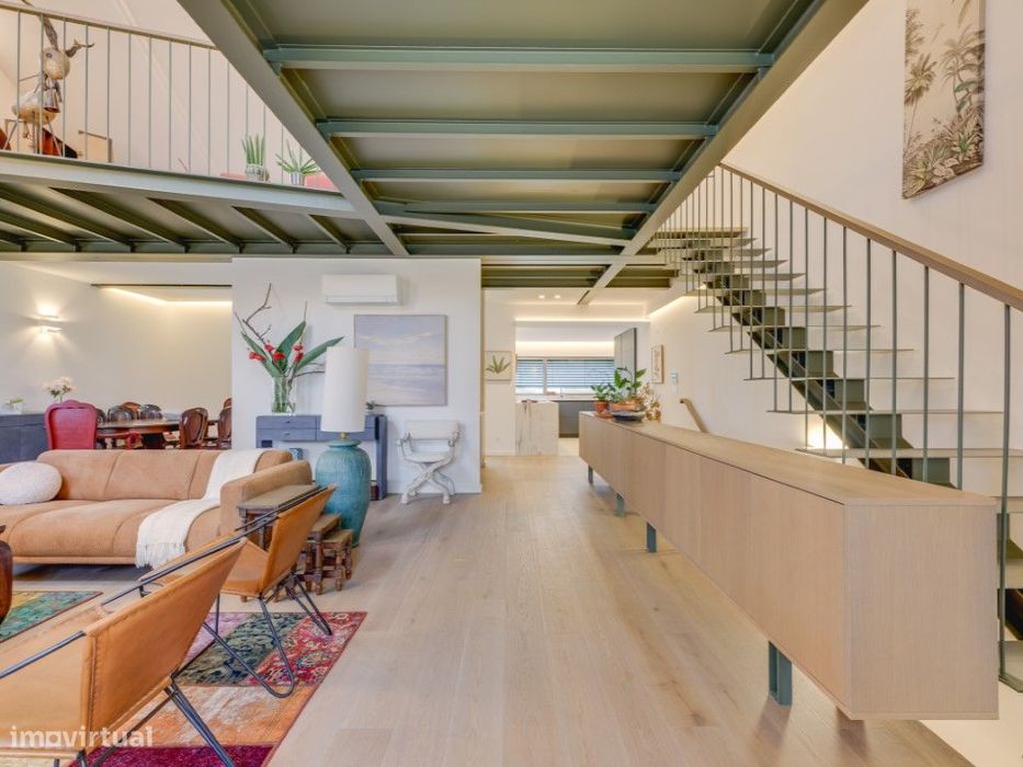 Loft deslumbrante a estrear com vista para a baía de Paço de Arcos!