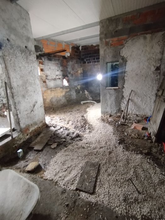 Trabalhos de Construção e Manutenção – Multiserviços