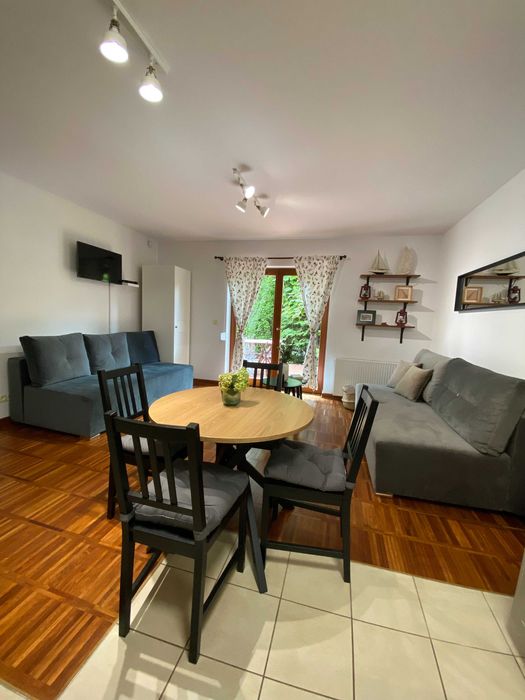 Hel! Apartament z ogródkiem dla 4-6 osób! Parking!