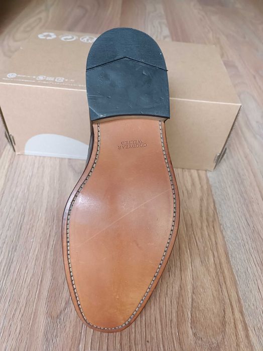 Sapatos Homem Castanhos Tamanho 38 1/2 em Pele (Sola Cozida) NOVOS