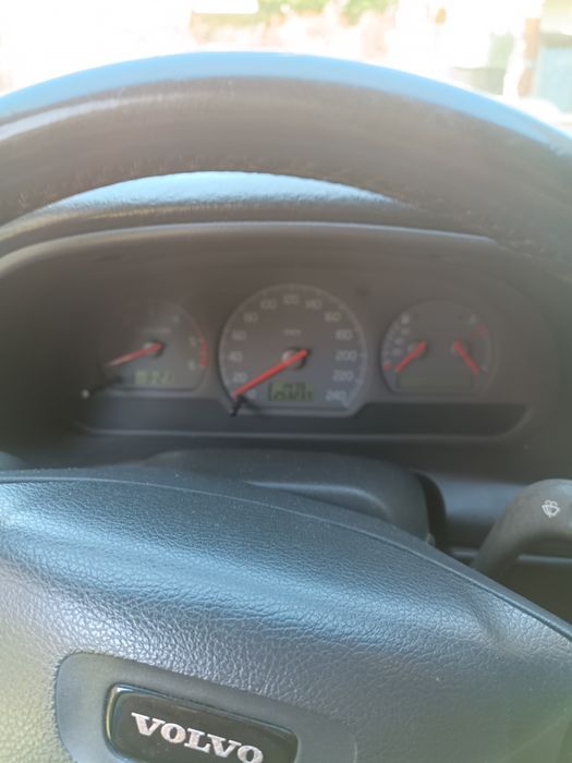 Vendo Volvo v40 particular — photo 3