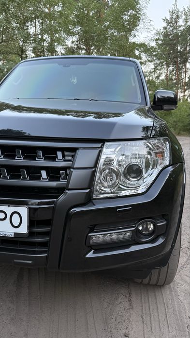 Mitsubishi Pajero Wagon 2018 3.0 газ - бензин