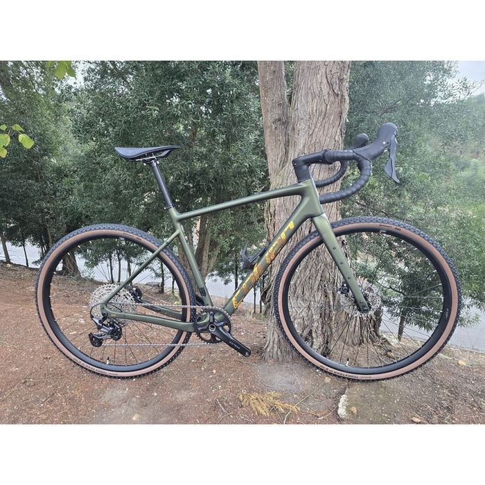 Bicicleta de gravel carbono nova 12x1v