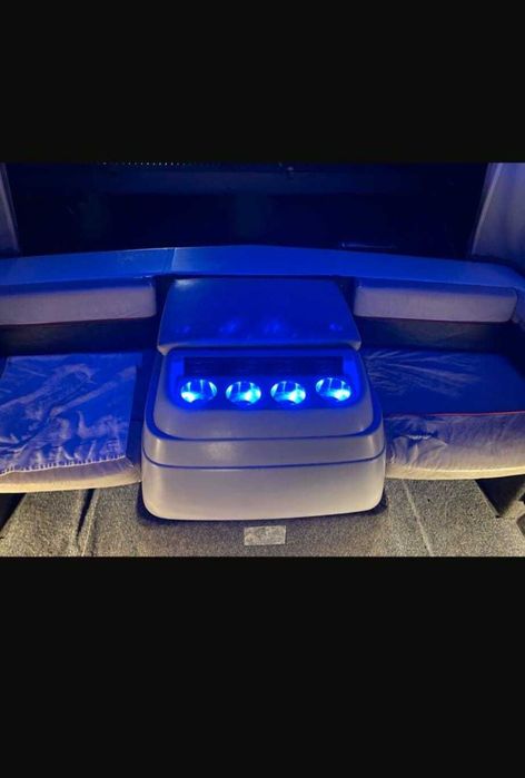 Łódź motorowa BAYLINER (model 1952)