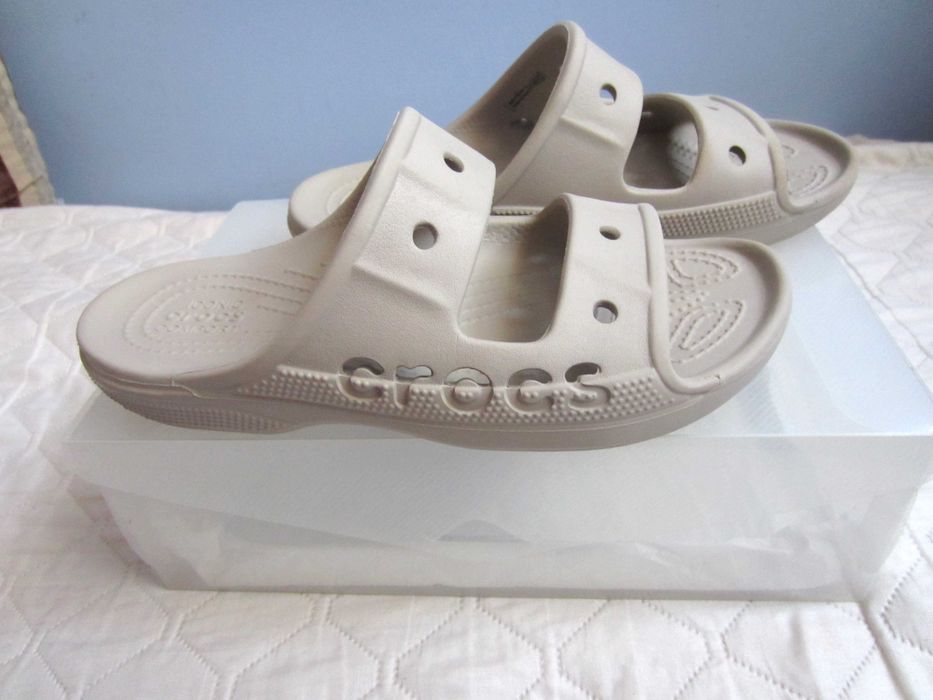 Nowe beżowe klapki - sandały Crocs, rozm.37/38