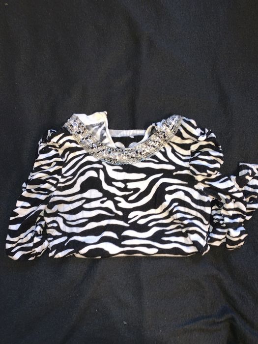 Bluzka w zebrę biało-czarną