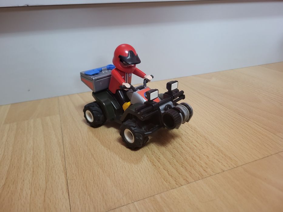 Playmobil quad ratowniczy