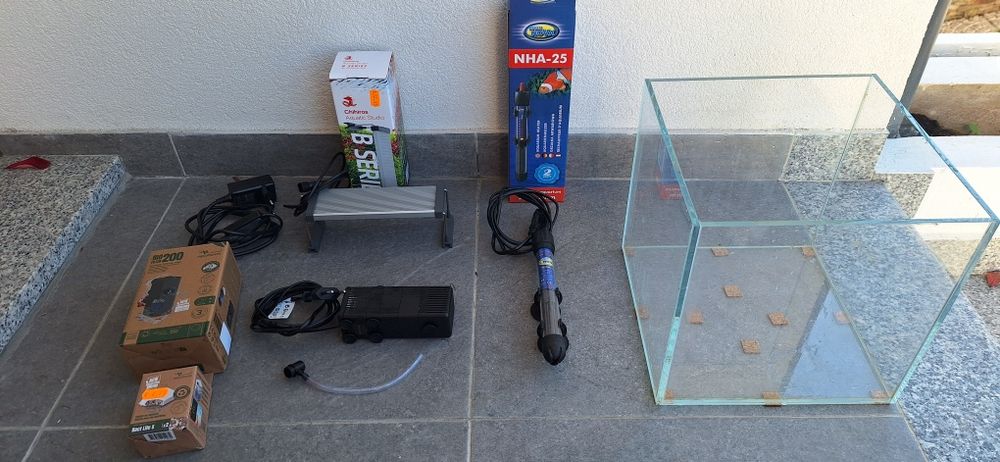 Aquario cubo extra claro 25x25x25cm