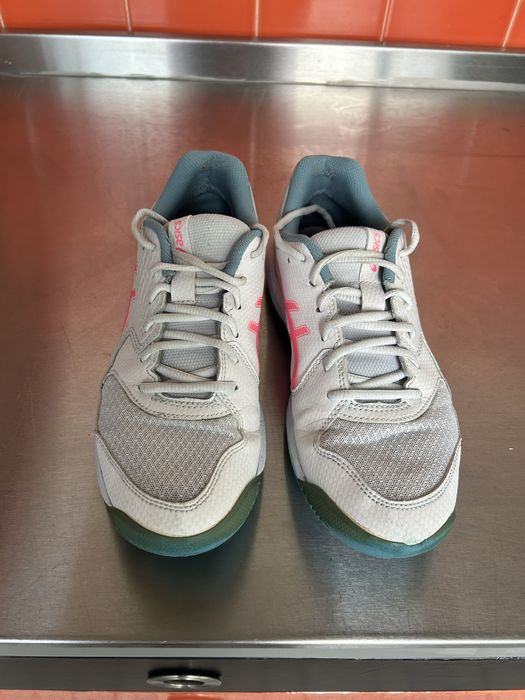 Tenis oasics de mulher