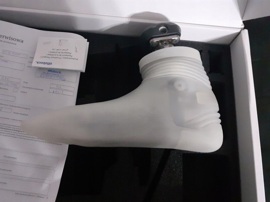 Elektroniczna proteza nogi stopy meridium Otto bock