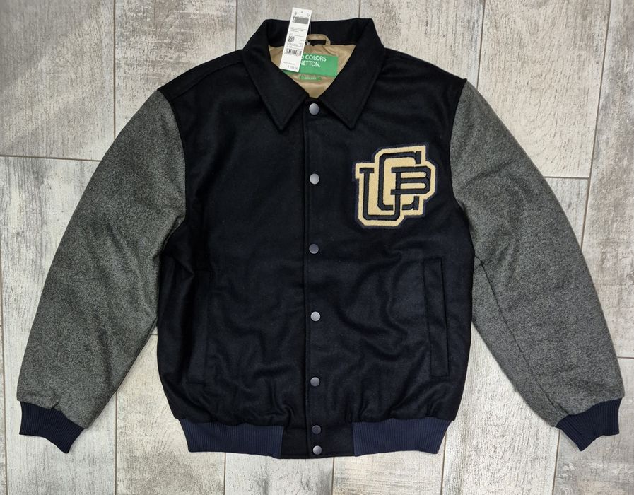 Куртка бомбер United Colors of Benetton