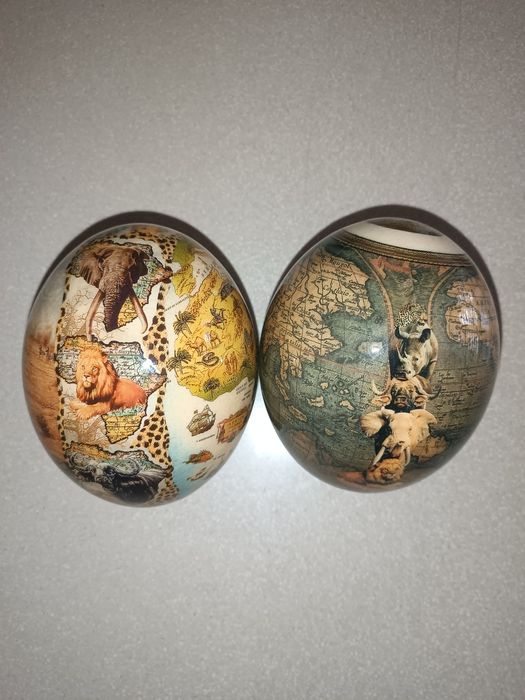 Эксклюзивный Декор: Страусиные Яйца (2 шт.) – Винтажный Глобус и Африк