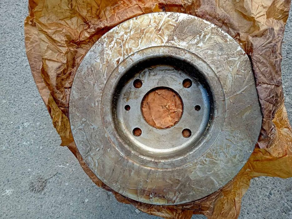 Гальмівний диск на ВАЗ 2108, 2109, 21099