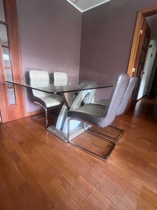 Mesa de vidro 6 lugares