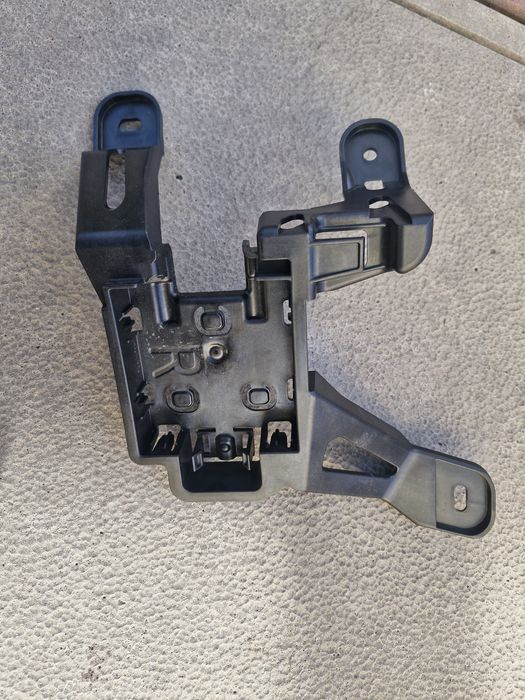 Кронштейн радара задній VW ID4  код  11G907455, 11G 907 456