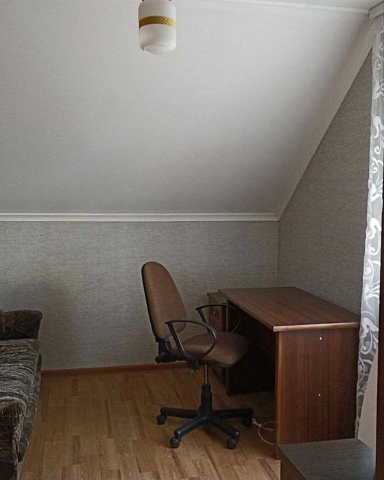 Продам 2 поверховий будинок біля лісу 4374