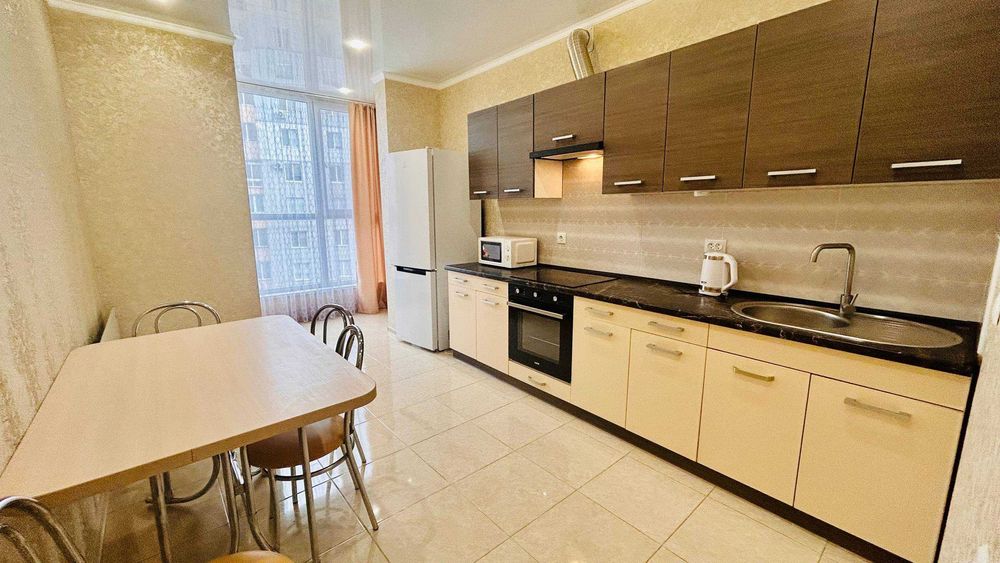 Оренда. Однокімнатна квартира, 43 квадрати. Євроремонт. Поділля