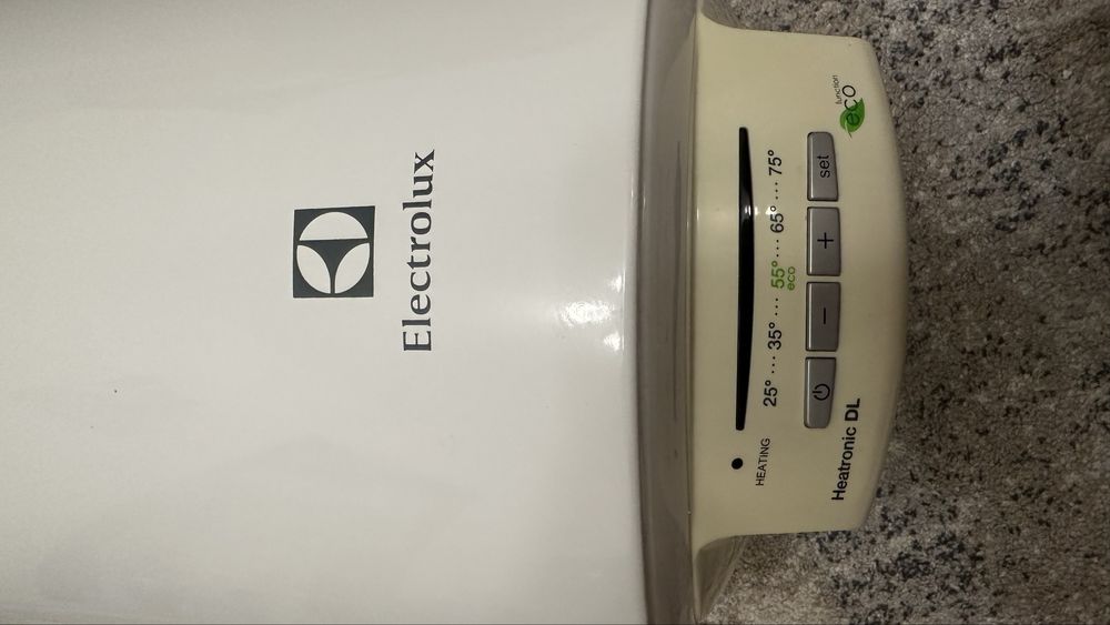 бойлер Electrolux 50 л Heatronic DL Slim