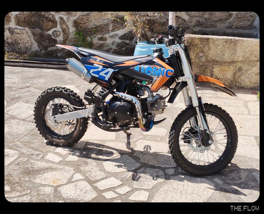 Pitbike Atomic XR3 110cc em estado de novo,