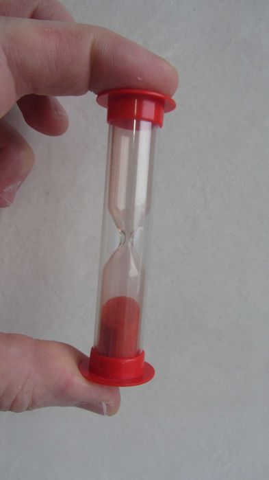 часы песочные 1 минута, красный песок