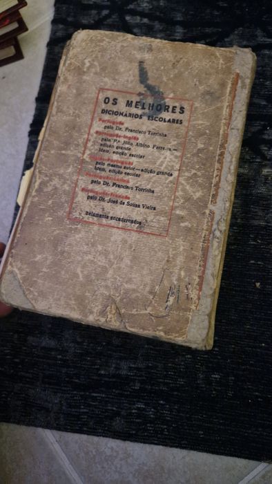 Dicionário Francisco Torrinha