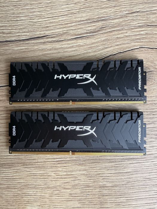 RAM HyperX DDR4 8gb kit 3000mhz