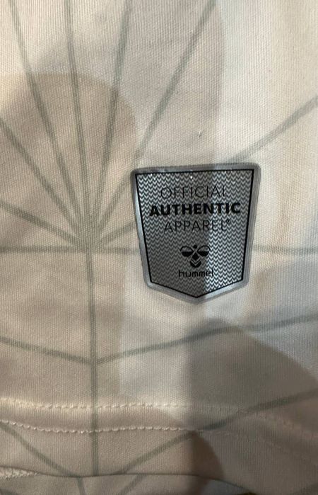 Футболка ФК «Саутгемптон» сезону 2022-23 від Hummel