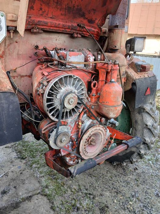 Трактор Т16мг по запчастинах