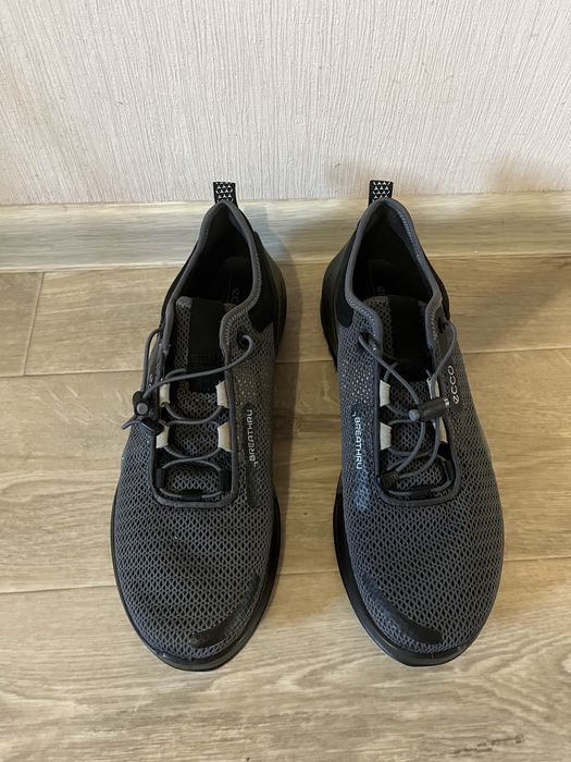 Кроссовки ECCO BIOM 2.0