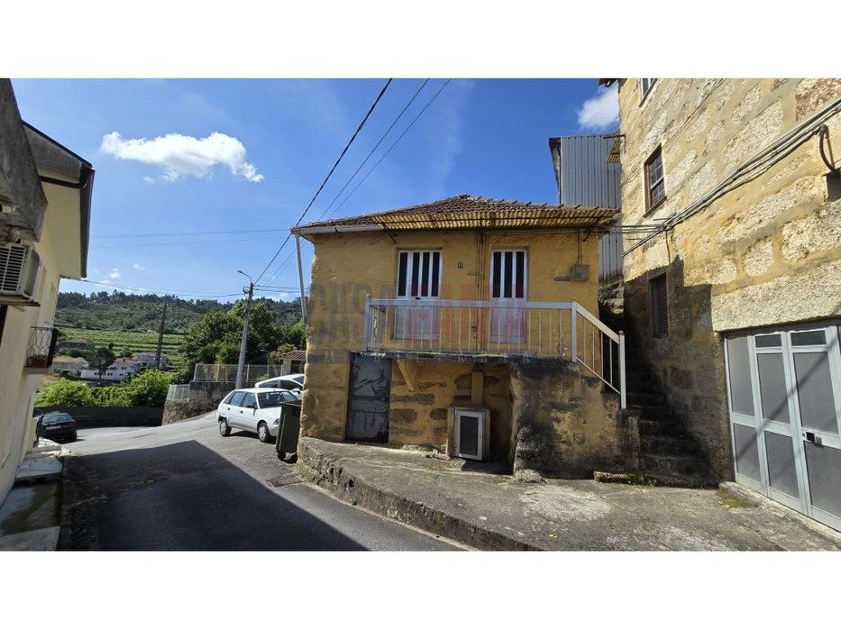 Excelente oportunidade para investidores! 

Moradia para recupera... — Caldas de Vizela (São Miguel e São João), Braga