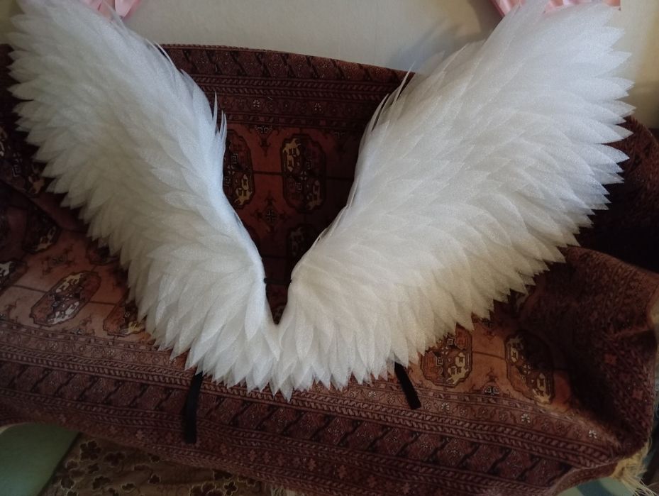 Дитячі крила ангела