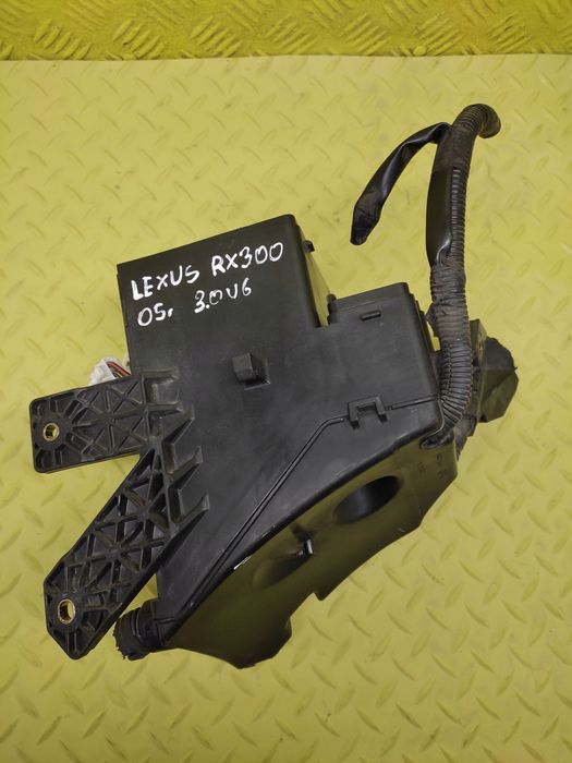 lexus rx300 3.0 v6 skrzynka bezpieczników
