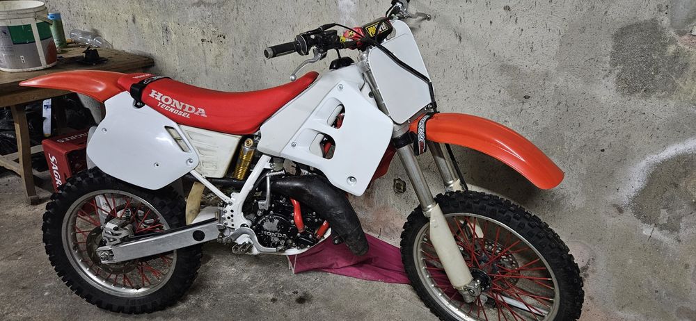 Honda Cr 125 2t impecável