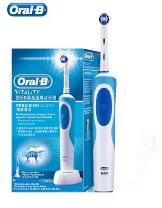 Електрична зубна щітка Oral-B Vitality Pro Protect clean .