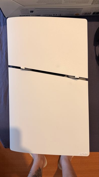 Playstation 5 + Headset HyperX Cloud II