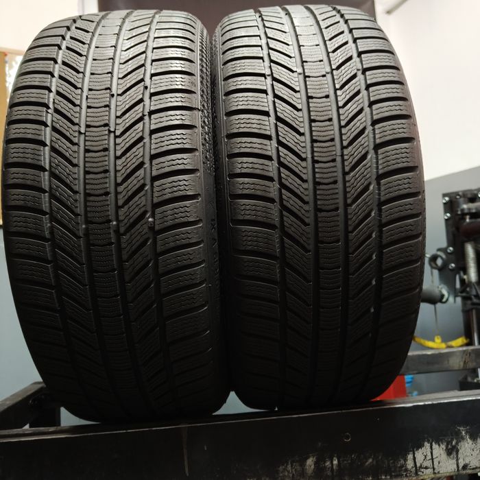 235/40/19 XL Sprzedam parę opon zimowych Continental