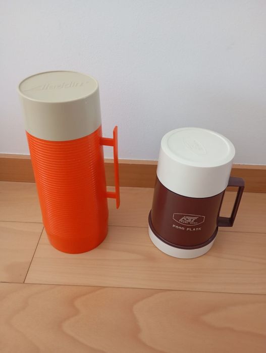 Cafeteira e termos423437205462722561