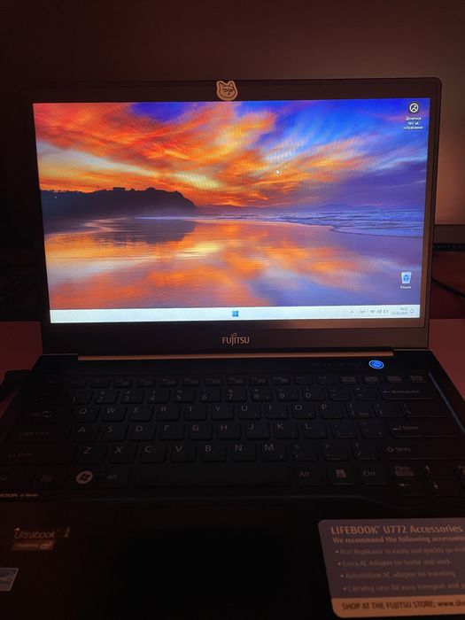 Ноутбук Fujitsu Lifebook U772