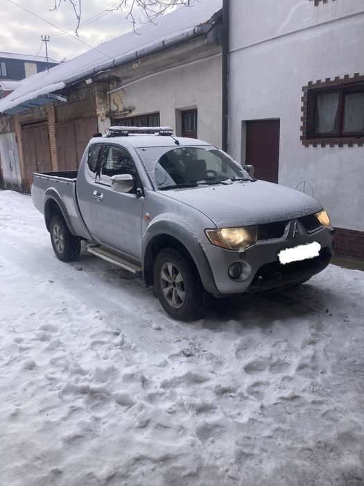 Продам авто Mitsubishi l200