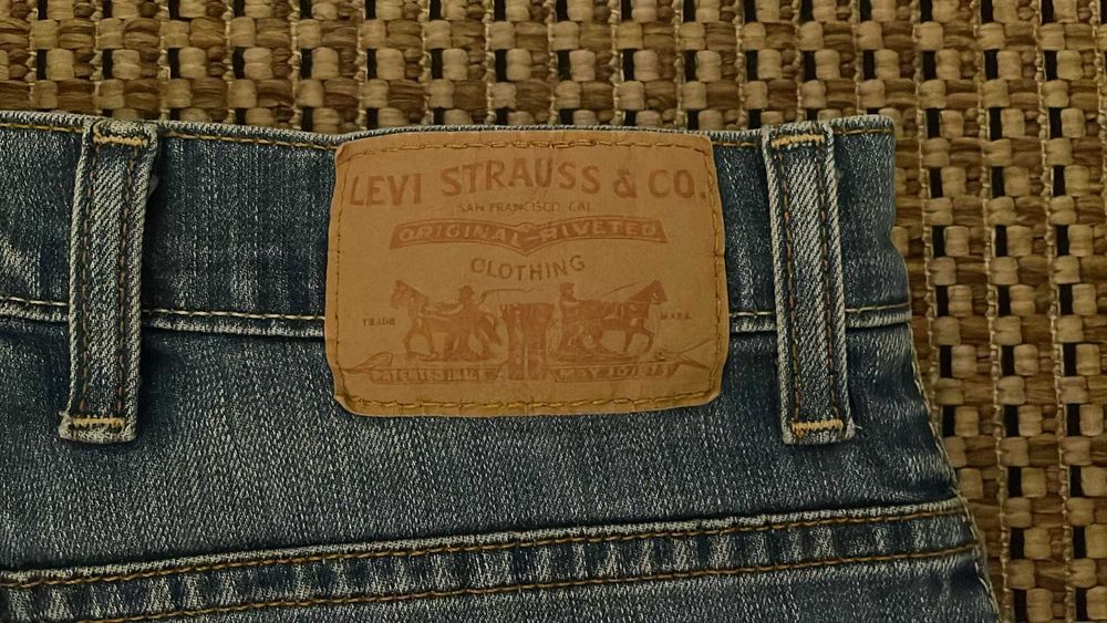 Levi Strauss - spodnie jeansowe damskie - oryginał.