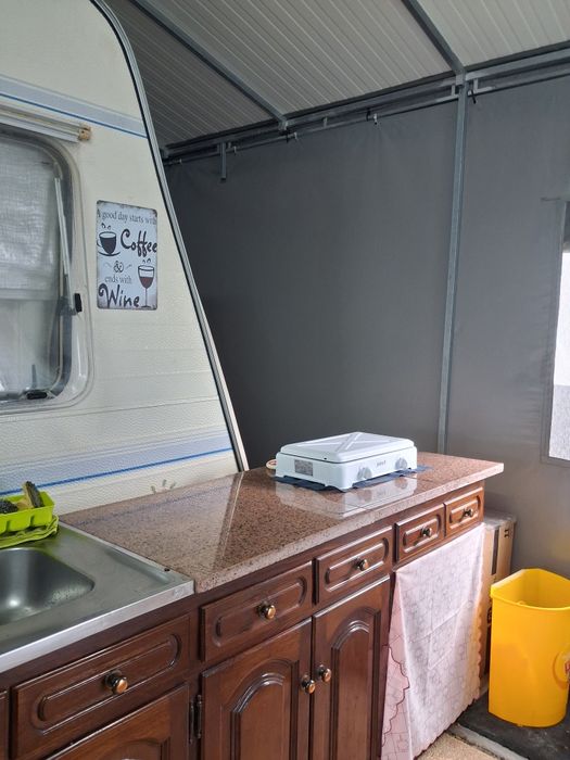 Rulote, caravana e avançado camping