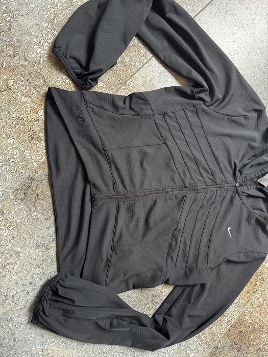 Rozpinana bluza z kapturem marki Nike rozm.M