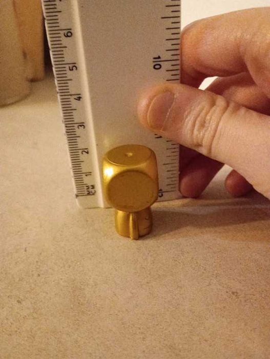 Star wars robo dourado